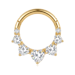Piercing Daith anneau clicker doré, 5 cœurs et 2 zircons ronds