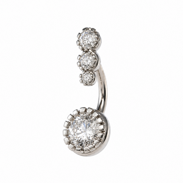 Piercing nombril serti triple zircon argenté — effet halo luxueux