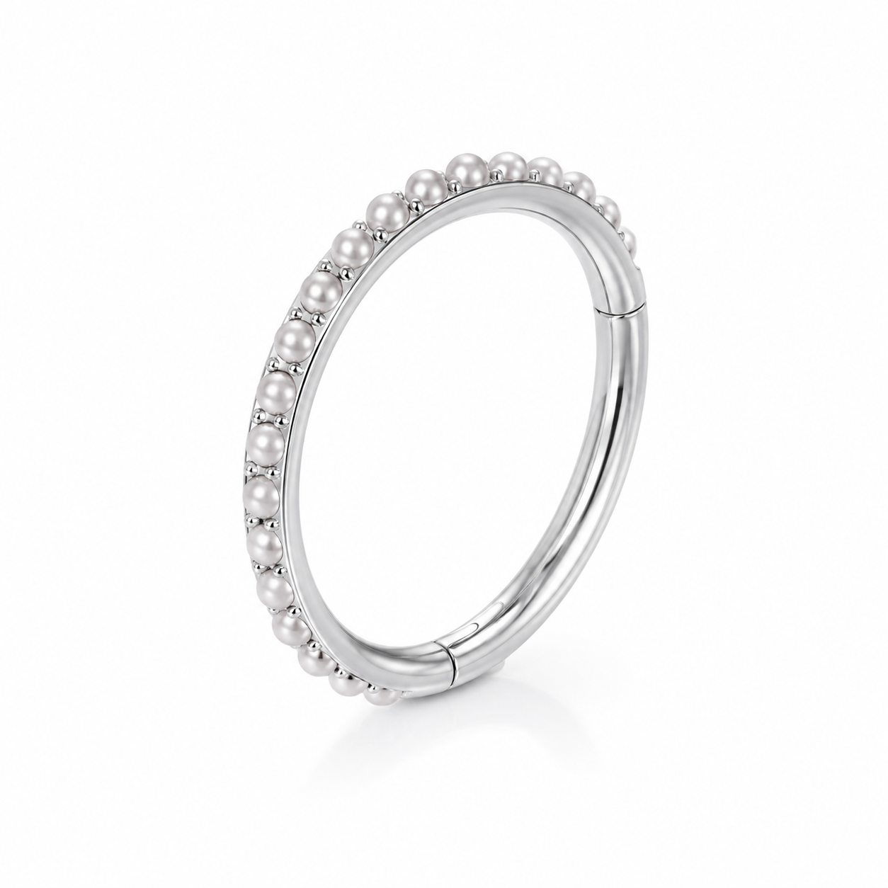 Anneau clicker argente micro-perles blanches contour complet — miniature fond blanc