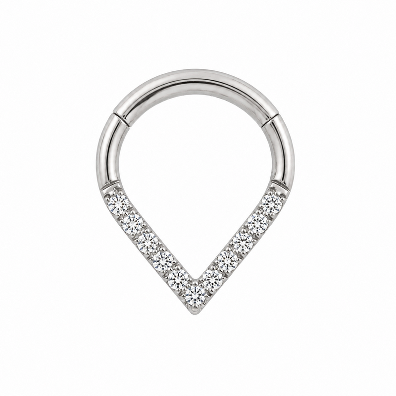 Anneau clicker argente forme poire base V zircons blancs — miniature fond blanc