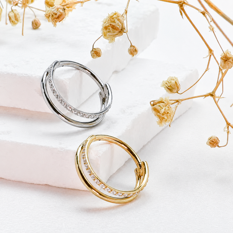 Anneaux doubles dore et argente lisse pave zircons — lifestyle fleurs sechees