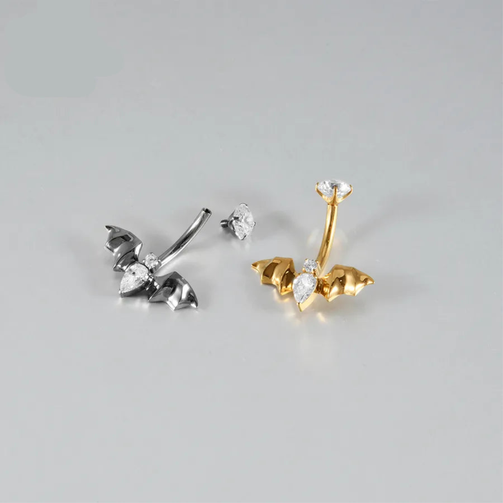 Piercing nombril chauve-souris — comparaison coloris doré et argenté