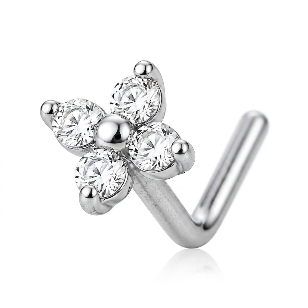 Clou en L argente fleur 4 petales zircons blancs — fond blanc