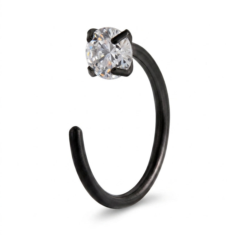 Anneau narine noir grand zircon solitaire — fond blanc