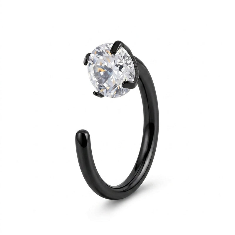 Anneau narine noir brillant zircon solitaire — fond blanc