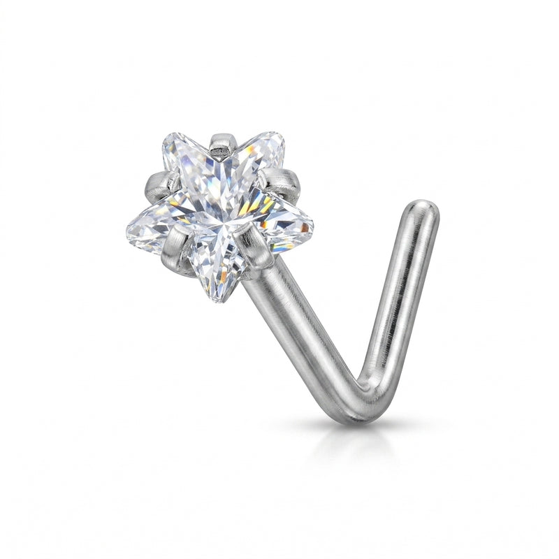 Clou en L argente etoile 6 branches zircons marquise — fond blanc