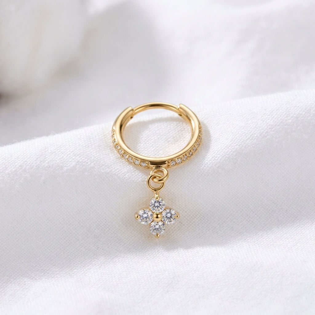 Anneau Clicker Doré Fleur Zircon pour Cartilage, Hélix & Lobe - vue 4