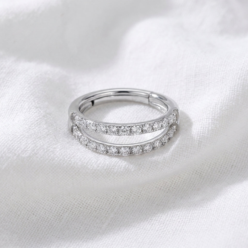 Piercing conch anneau doré double rail pavé de zircons - vue 2