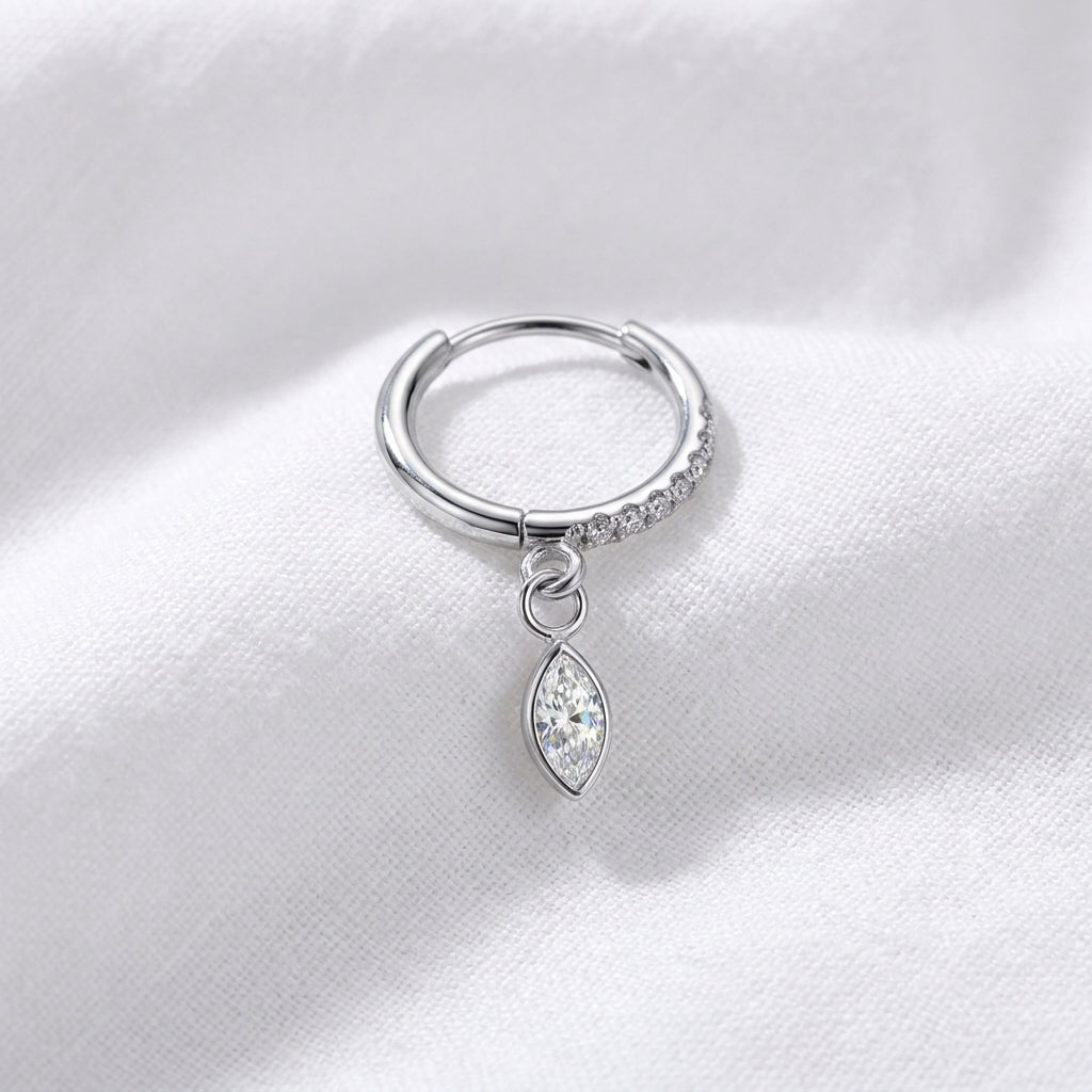 Piercing Conch Doré : Anneau Clicker Zircon et Pendentif Marquise - vue 2