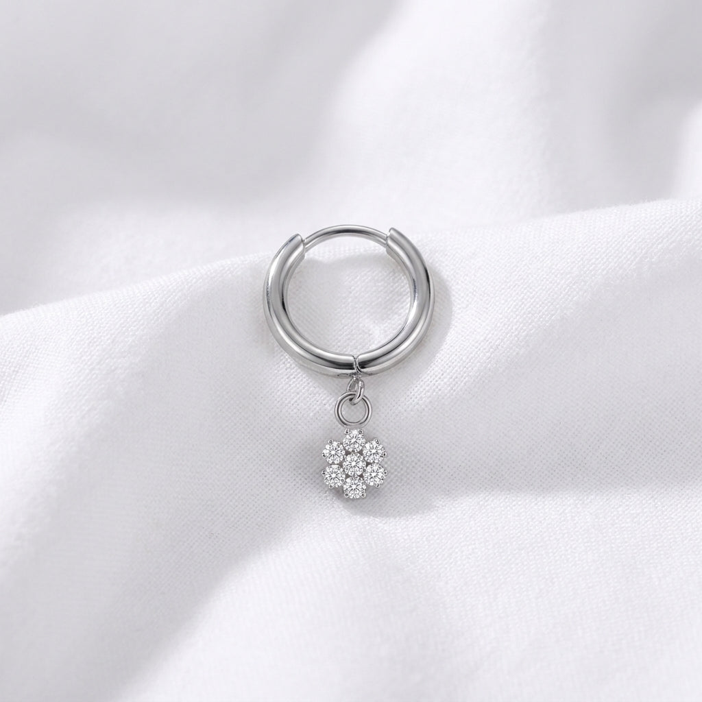 Piercing Oreille Anneau Clicker Doré Fleur Zircone Élégant - vue 2
