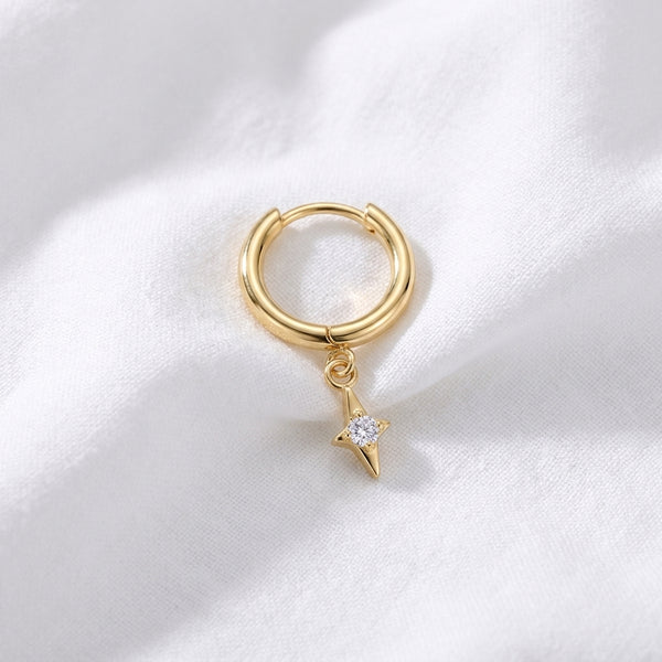 Anneau clicker doré étoile zircon pour daith, helix, lobe - vue 4