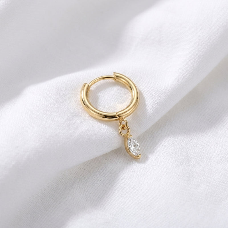 Piercing Daith Anneau Clicker Doré Zircon Marquise - vue 4