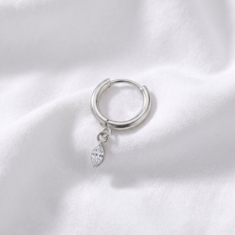 Piercing Daith Anneau Clicker Doré Zircon Marquise - vue 2