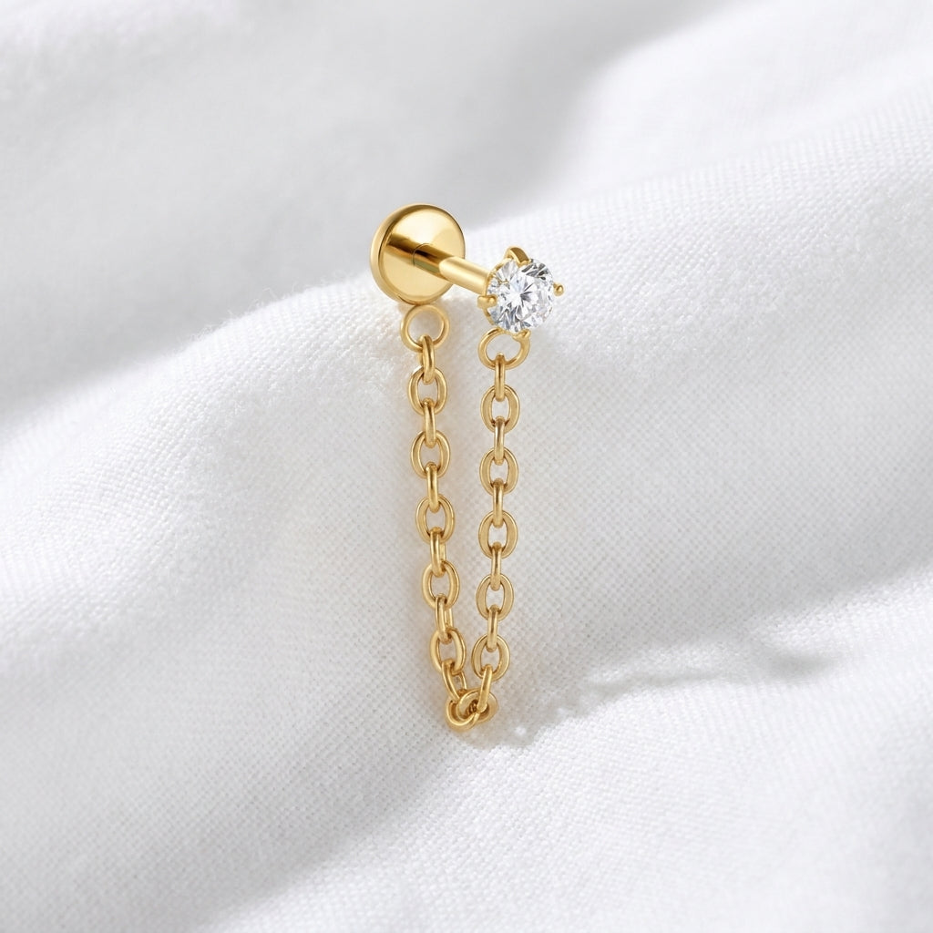 Piercing Oreille Helix ou Flat avec chaine