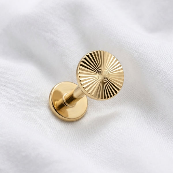 Piercing Labret Cartilage Doré Disque Sunburst Strié - vue 5