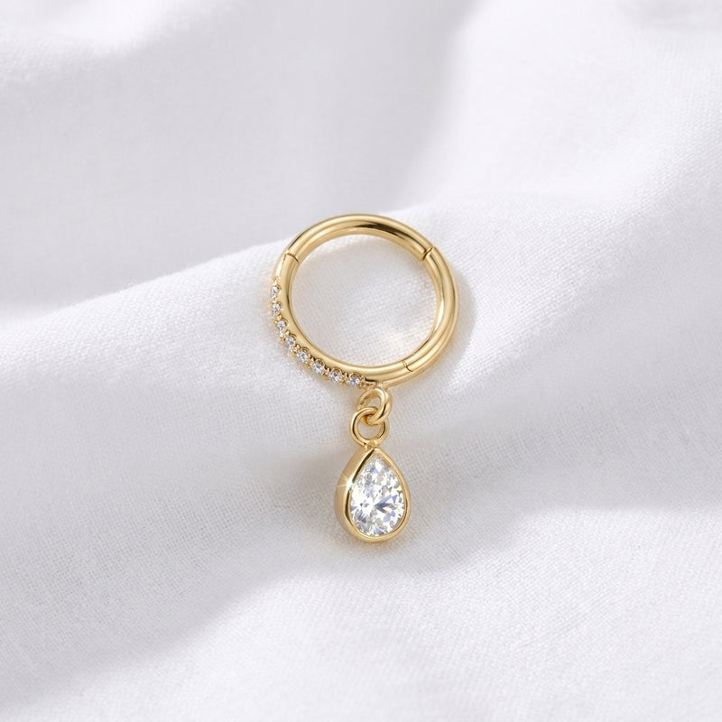 Piercing anneau clicker doré hélix, zircon pavé et goutte poire - vue 4