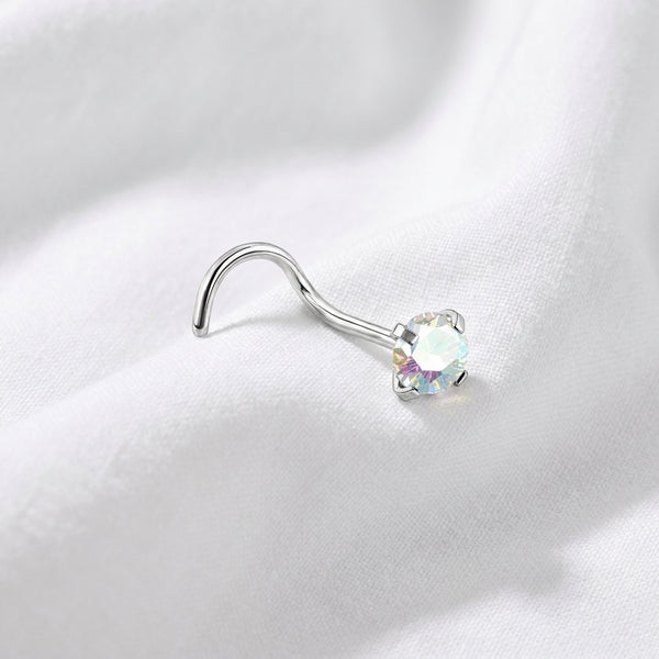 Vis nez argentee zircon solitaire opale irise AB — pose tissu blanc
