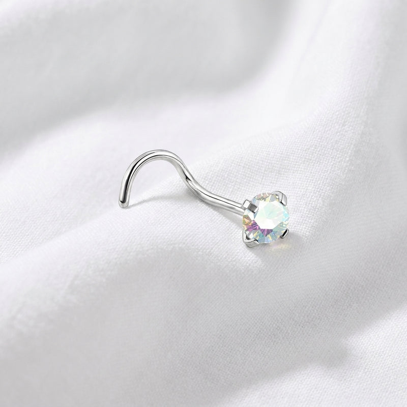 Vis nez argentee zircon solitaire opale irise AB — pose tissu blanc