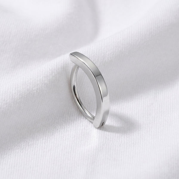 Piercing nombril discret minimaliste doré - vue 2