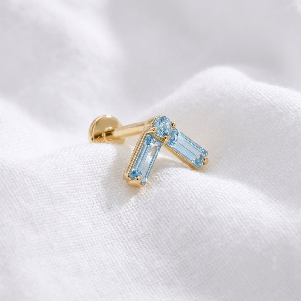 Labret doré tragus hélix, chevron zircons bleus - vue 5
