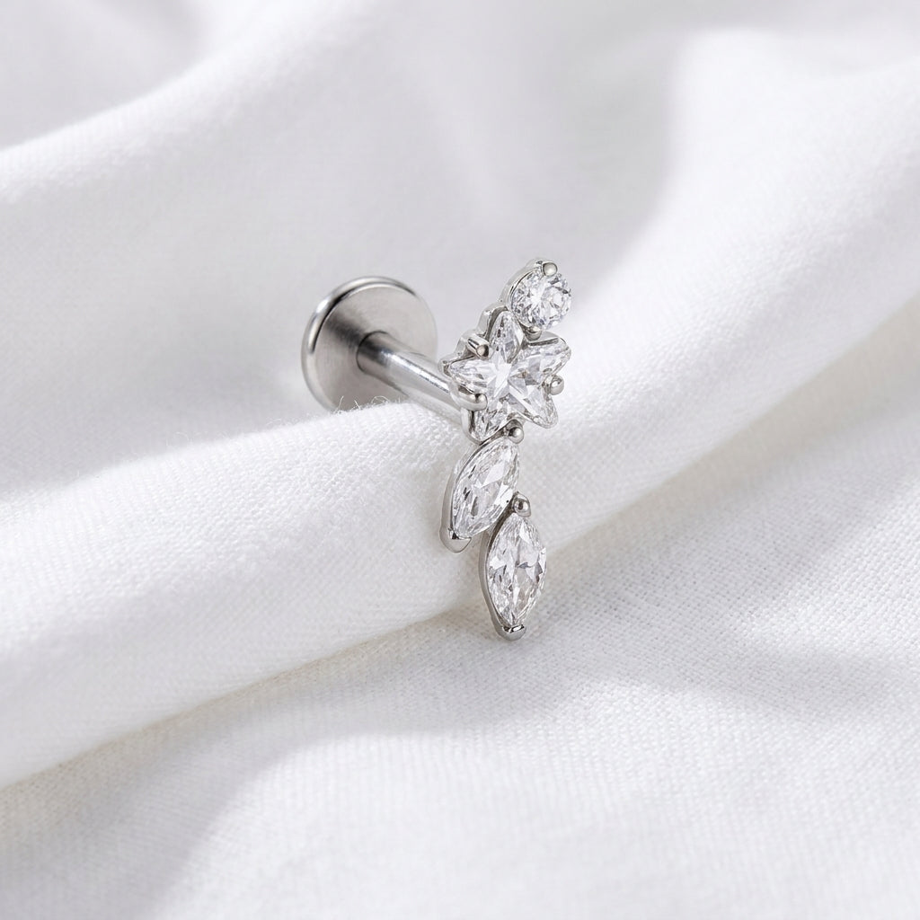 Piercing Tragus Labret Dore Étoile et Zircons Marquises en Cascade - vue 2